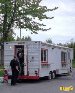 2004 Food Concession Trailer Concession Trailer Quebec for Sale