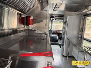 2004 Food Truck All-purpose Food Truck Exterior Customer Counter North Carolina Diesel Engine for Sale