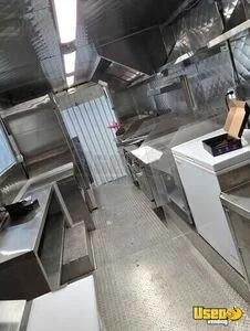 2004 Food Truck All-purpose Food Truck Exterior Customer Counter Pennsylvania for Sale