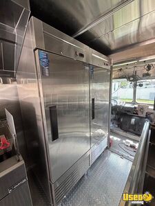 2004 Food Truck All-purpose Food Truck Propane Tank Florida Diesel Engine for Sale