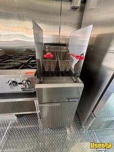 2004 Food Truck All-purpose Food Truck Stainless Steel Wall Covers Florida Diesel Engine for Sale