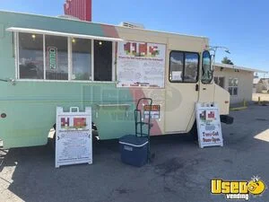 2004 18' Freightliner All-Purpose Food Truck Mobile Kitchen Unit for Sale in New Mexico!