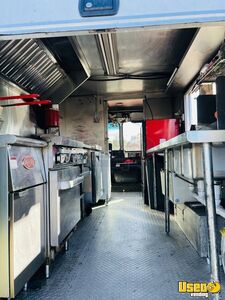 2004 Freightliner All-purpose Food Truck Stovetop Virginia Diesel Engine for Sale