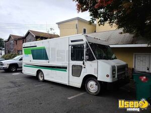 2004 Freightliner Kitchen Food Truck All-purpose Food Truck New York Diesel Engine for Sale