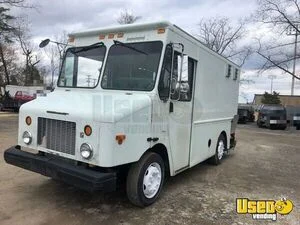 2004 Freightliner Mline New Build Food Truck Concession Window Virginia Diesel Engine for Sale