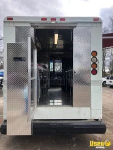 2004 Freightliner Mline New Build Food Truck Diamond Plated Aluminum Flooring Virginia Diesel Engine for Sale