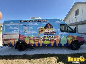 2004 Freightliner Sprinter 3500 Dually Diesel Ice Cream Truck Concession Window Texas Diesel Engine for Sale