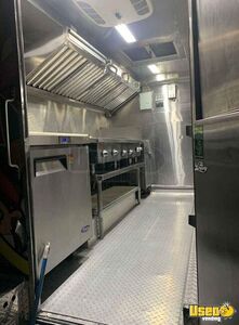 2004 G3500 Kitchen Food Truck All-purpose Food Truck Cabinets California Gas Engine for Sale