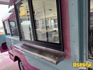 2004 Ice Cream Truck 28 Georgia Gas Engine for Sale