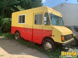 2004 Kitchen Food Truck All-purpose Food Truck Concession Window Virginia Gas Engine for Sale