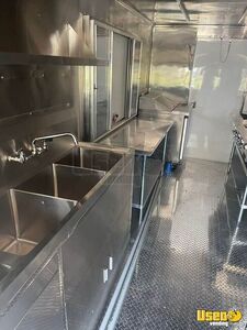 2004 Kitchen Food Truck All-purpose Food Truck Microwave Texas Diesel Engine for Sale
