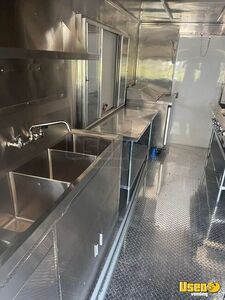 2004 Kitchen Food Truck All-purpose Food Truck Microwave Texas Diesel Engine for Sale