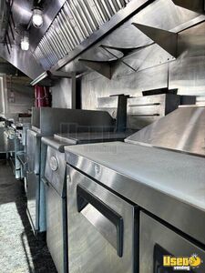 2004 Kitchen Food Truck All-purpose Food Truck Prep Station Cooler California Gas Engine for Sale