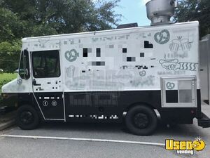 2004 M-line All-purpose Food Truck Air Conditioning South Carolina Diesel Engine for Sale
