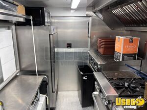2004 M-line All-purpose Food Truck Awning South Carolina Diesel Engine for Sale