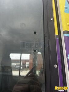 2004 M-line Step Van All-purpose Food Truck Interior Lighting North Carolina Diesel Engine for Sale