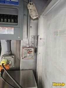 2004 M2 All-purpose Food Truck Interior Lighting North Carolina Diesel Engine for Sale