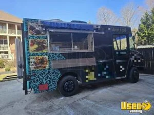 2004 M2 All-purpose Food Truck North Carolina Diesel Engine for Sale