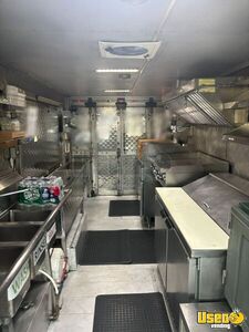 2004 Mt 35 All-purpose Food Truck Refrigerator Massachusetts Diesel Engine for Sale