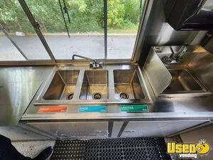 2004 Mt 45 All-purpose Food Truck Awning New Jersey Diesel Engine for Sale