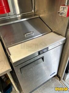2004 Mt 45 All-purpose Food Truck Prep Station Cooler Pennsylvania Diesel Engine for Sale