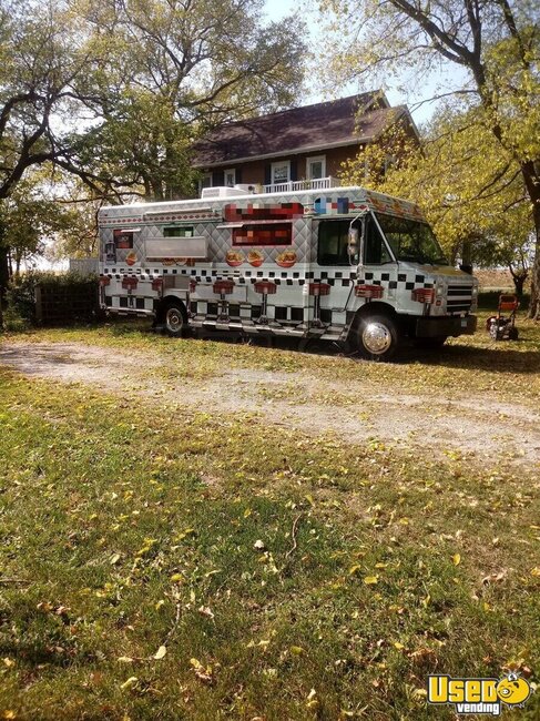 2004 Mt-45 Step Van Food Truck All-purpose Food Truck Iowa Diesel Engine for Sale