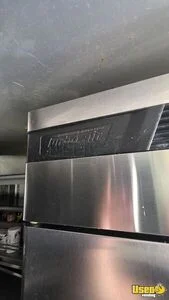 2004 Mt35 All-purpose Food Truck Prep Station Cooler New Hampshire Diesel Engine for Sale