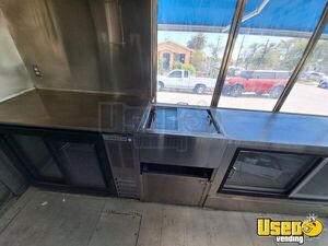 2004 Mt35 Step Van Kitchen Food Truck All-purpose Food Truck 22 California Diesel Engine for Sale