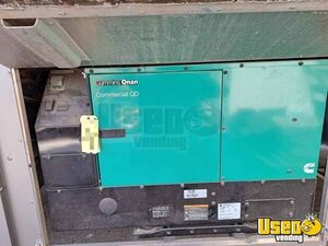 2004 Mt35 Step Van Kitchen Food Truck All-purpose Food Truck Exhaust Hood California Diesel Engine for Sale