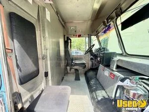 2004 Mt35 Step Van Kitchen Food Truck All-purpose Food Truck Propane Tank Mississippi Diesel Engine for Sale