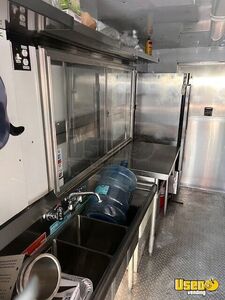 2004 Mt45 All-purpose Food Truck Chef Base New Jersey Diesel Engine for Sale