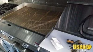 2004 Mt45 All-purpose Food Truck Insulated Walls Maryland Diesel Engine for Sale