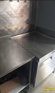 2004 Mt45 All-purpose Food Truck Insulated Walls New York Diesel Engine for Sale