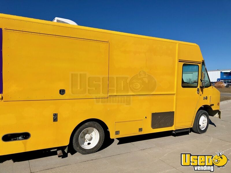 2004 Mt45 All-purpose Food Truck Iowa Diesel Engine for Sale