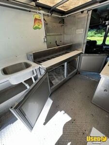 2004 Mt45 Beverage Truck All-purpose Food Truck Triple Sink Rhode Island for Sale