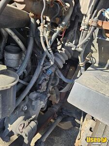 2004 Mt45 Chassis All-purpose Food Truck 29 Virginia Diesel Engine for Sale