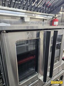 2004 Mt45 Chassis All-purpose Food Truck Breaker Panel Virginia Diesel Engine for Sale