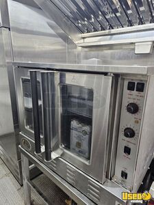 2004 Mt45 Chassis All-purpose Food Truck Convection Oven Virginia Diesel Engine for Sale