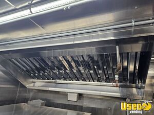 2004 Mt45 Chassis All-purpose Food Truck Exhaust Fan Virginia Diesel Engine for Sale