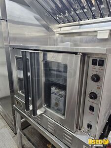 2004 Mt45 Chassis All-purpose Food Truck Exhaust Hood Virginia Diesel Engine for Sale