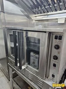 2004 Mt45 Chassis All-purpose Food Truck Exhaust Hood Virginia Diesel Engine for Sale