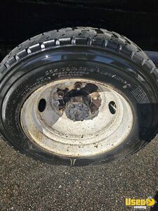 2004 Mt45 Chassis All-purpose Food Truck Fresh Water Tank Virginia Diesel Engine for Sale