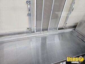 2004 Mt45 Chassis All-purpose Food Truck Pro Fire Suppression System Virginia Diesel Engine for Sale