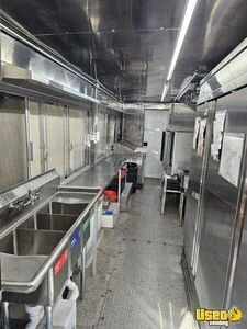 2004 Mt45 Chassis All-purpose Food Truck Refrigerator Virginia Diesel Engine for Sale