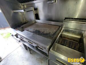 2004 Mt45 Kitchen Food Truck All-purpose Food Truck Awning Texas Diesel Engine for Sale