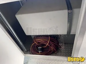 2004 Mt45 Kitchen Food Truck All-purpose Food Truck Electrical Outlets Maryland Diesel Engine for Sale
