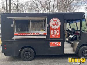 2004 Mt45 Kitchen Food Truck All-purpose Food Truck Maryland Diesel Engine for Sale