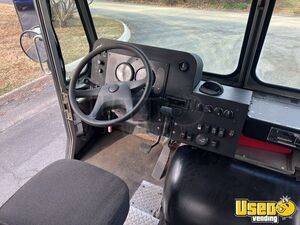 2004 Mt45 Kitchen Food Truck All-purpose Food Truck Propane Tank Maryland Diesel Engine for Sale