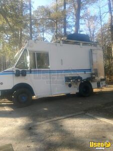 2004 Mt45 Skoolie Removable Trailer Hitch Mississippi Diesel Engine for Sale