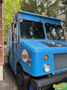 2004 Mt45 Step Van All-purpose Food Truck All-purpose Food Truck Concession Window North Carolina Diesel Engine for Sale